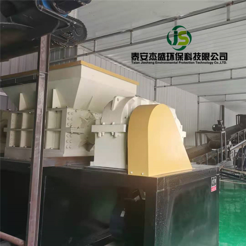 廢油漆桶處置線車間